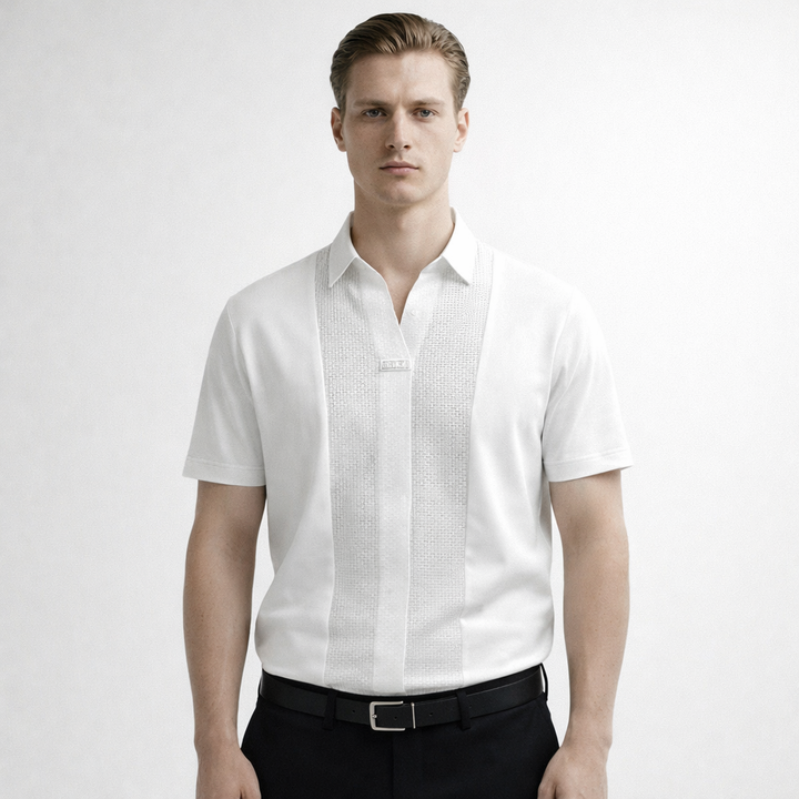 Camicia uomo casual a maniche corte, stile quotidiano e comfort, perfetta per abbigliamento maschile.