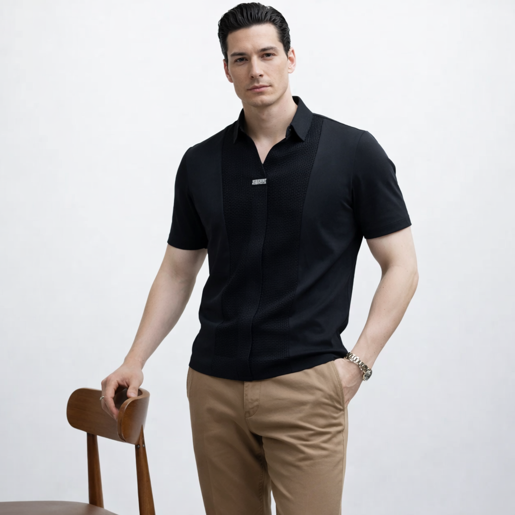 Camicia uomo casual con maniche arrotolate e bottoni, ideale per primavera estate e viaggio.