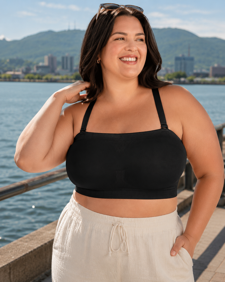 Reggiseno fascia donna seamless nero, senza spalline per comfort invisibile sotto i vestiti.