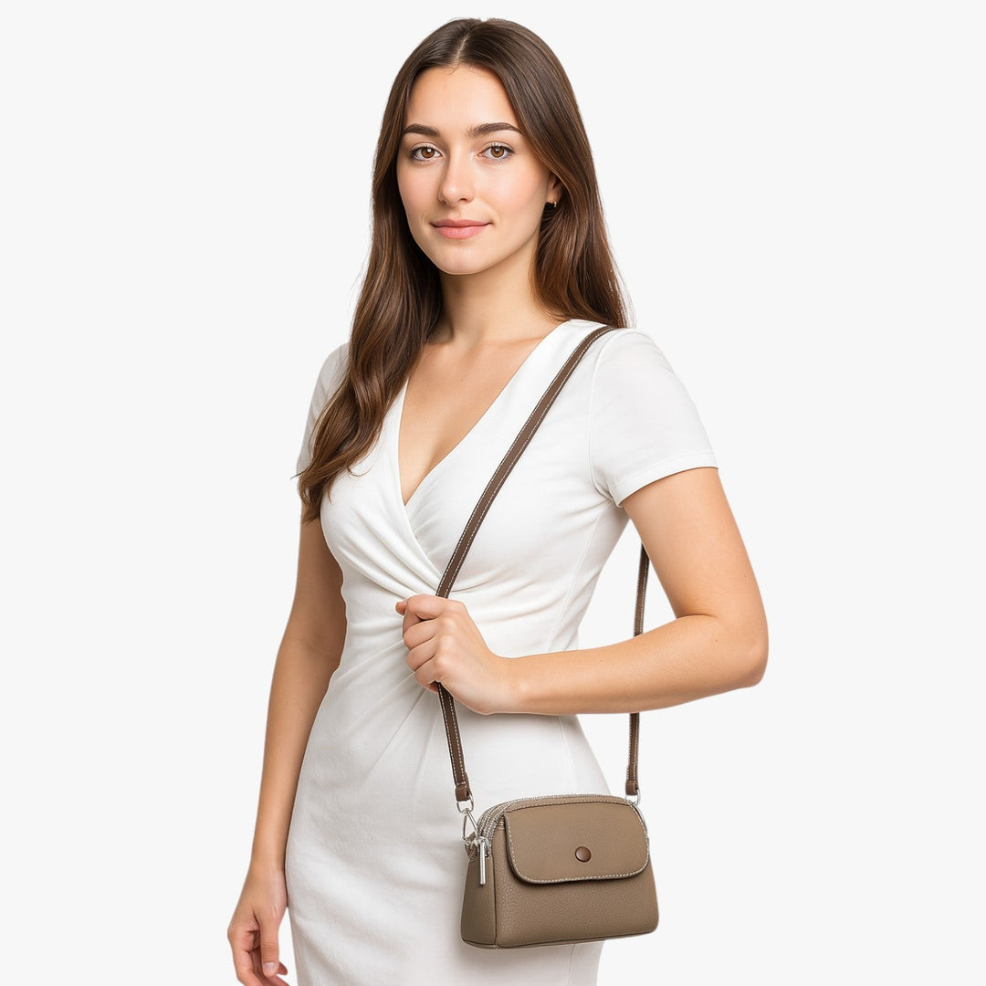 Borsa a tracolla elegante per donna, accessorio di moda quotidiano, sintetico e pratico per viaggi.