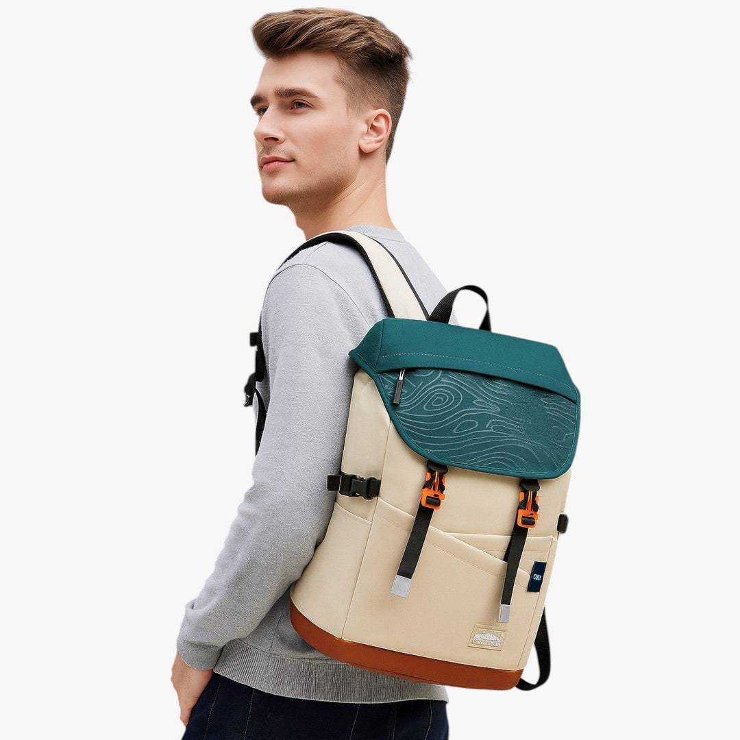 Zaino da escursione uomo 40L, multicolore, versatile e robusto per affrontare ogni percorso outdoor.