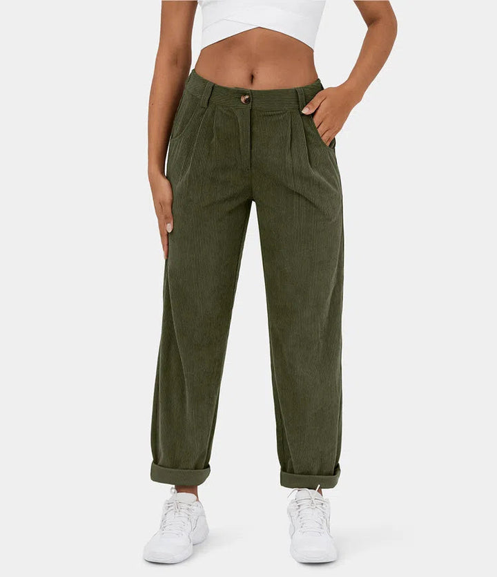 Comodi pantaloni donna a coste con design sartoriale, perfetti per un outfit elegante e versatile.