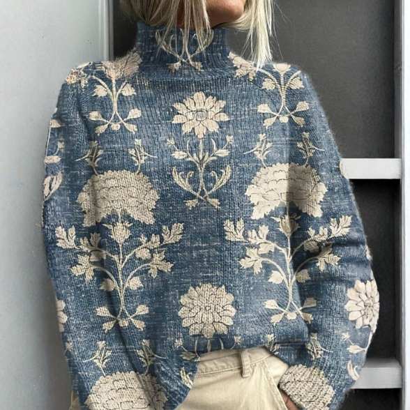 Maglione donna blu grigio a collo alto, comodo, con polsini a costine e vestibilità ampia per un look casual elegante.
