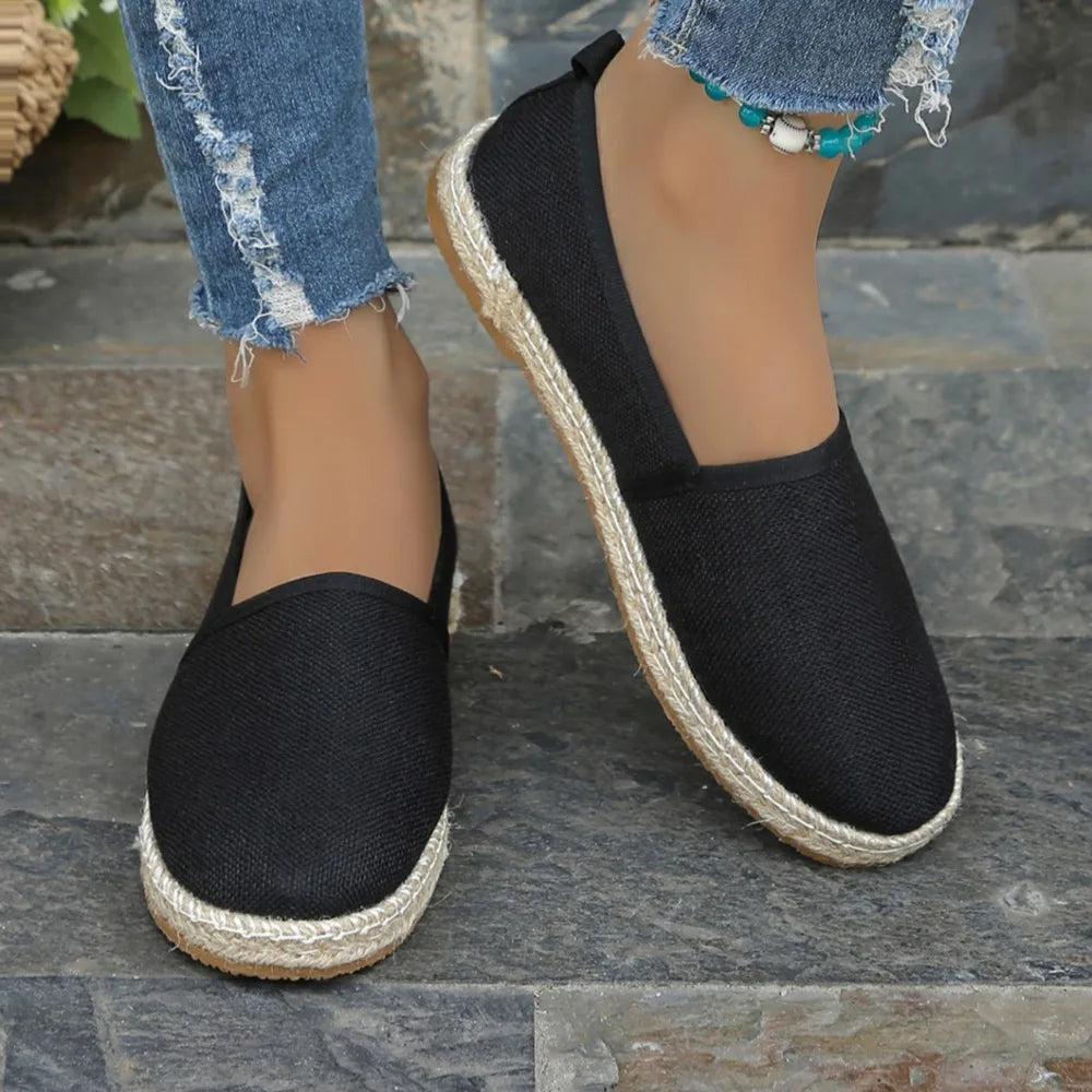 Espadrillas donna casual estive, con suola antiscivolo e design leggero. Perfette per il comfort quotidiano e moda vacanza.