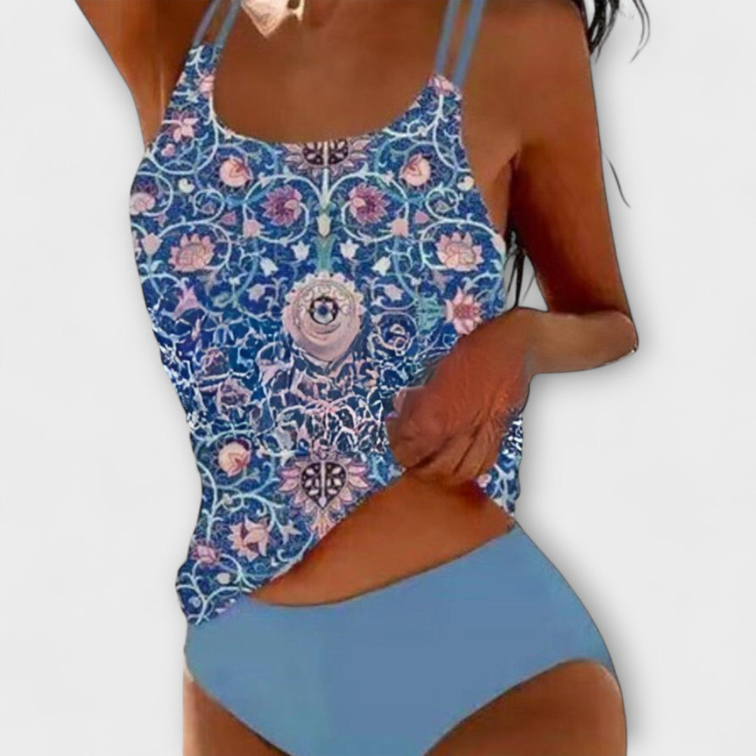 Costume tankini donna modellante con vita alta, perfetto per mare, spiaggia e nuoto. Design elegante per le tue vacanze.