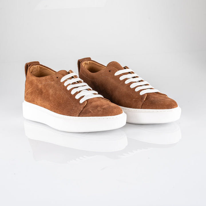 Scarpe rialzate uomo 6 cm. Sneakers eleganti e casual, perfette per aumentare l'altezza e il tuo stile moda.