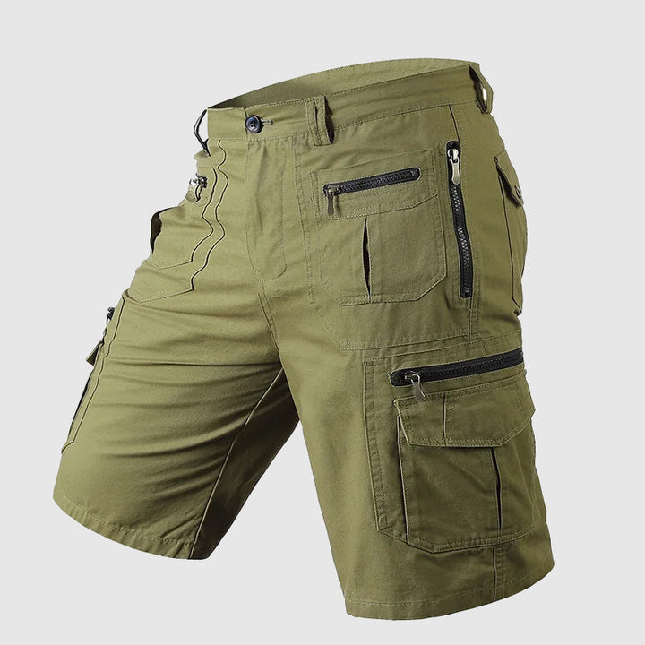 Pantaloncini da uomo cargo pratici per outdoor, escursioni e avventura, con ampie tasche laterali.