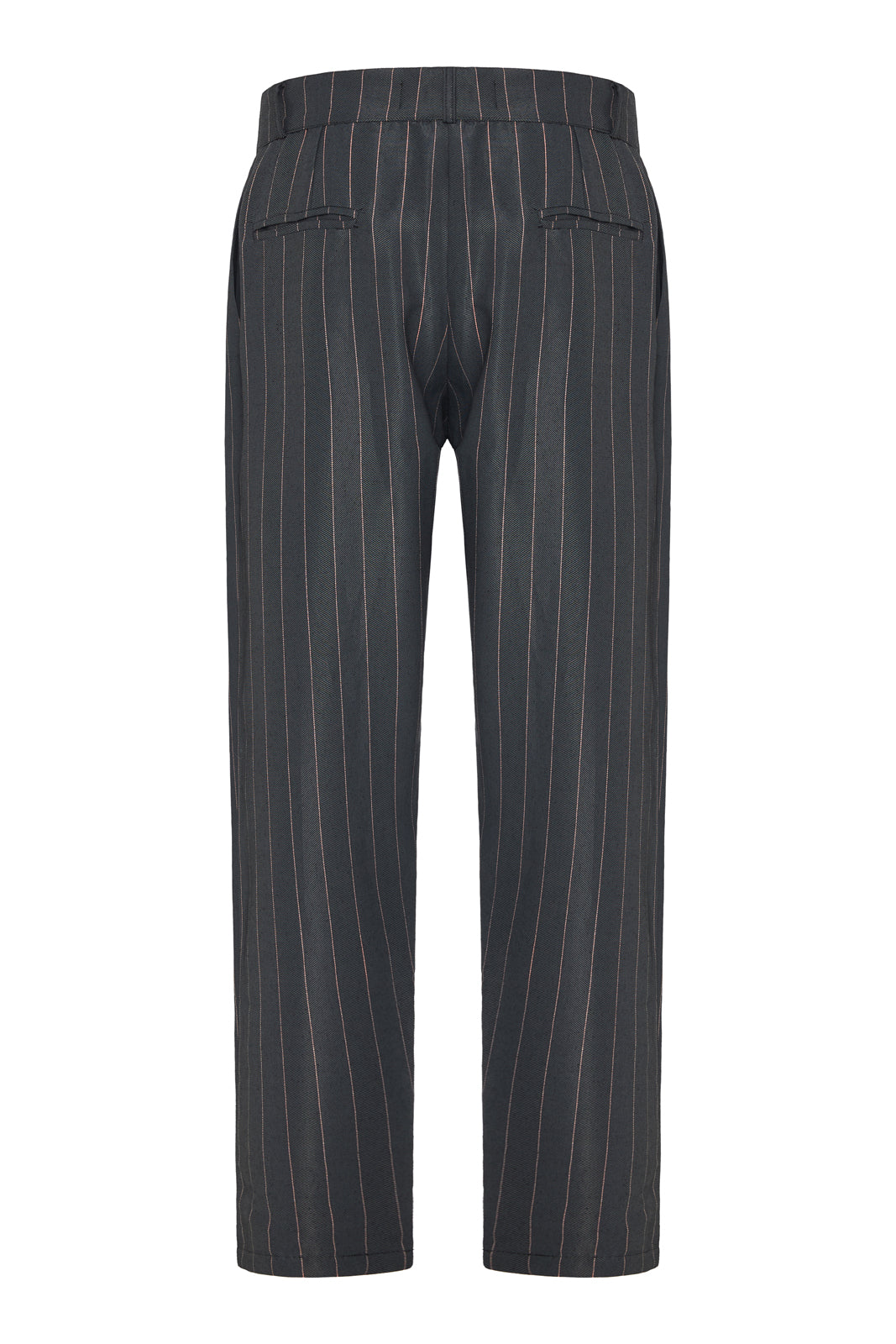 Pantaloni uomo streetwear neri a righe, vita media. Design confortevole ed elegante, adatti a taglie forti.