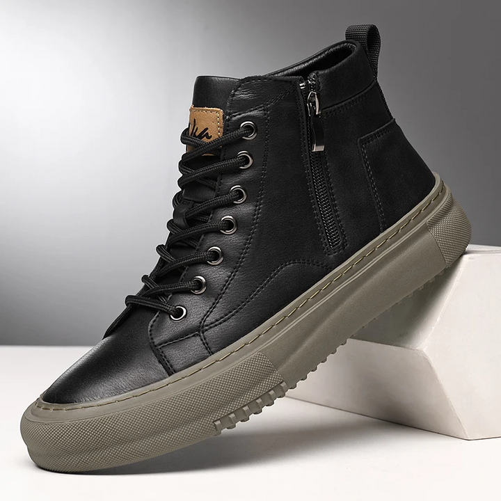 Sneakers uomo alte invernali con lacci, zip e memory foam per comfort e stile.