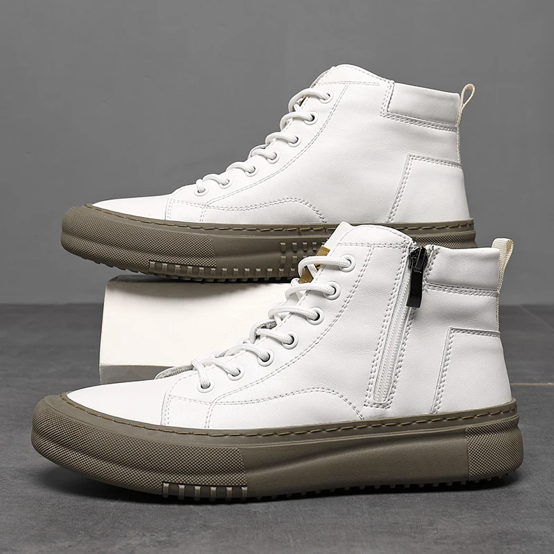 Moda uomo: sneakers alte invernali con zip, lacci e memory foam, comode e antiscivolo, nere/bianche.