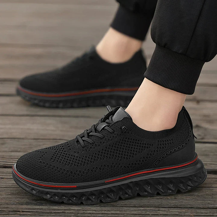 Calzature uomo eleganti e sportive, sneakers leggere e traspiranti per ogni occasione.