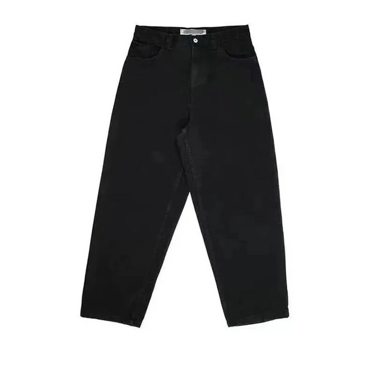 Jeans uomo dal taglio largo, un must-have per vestibilità rilassata e stile streetwear.