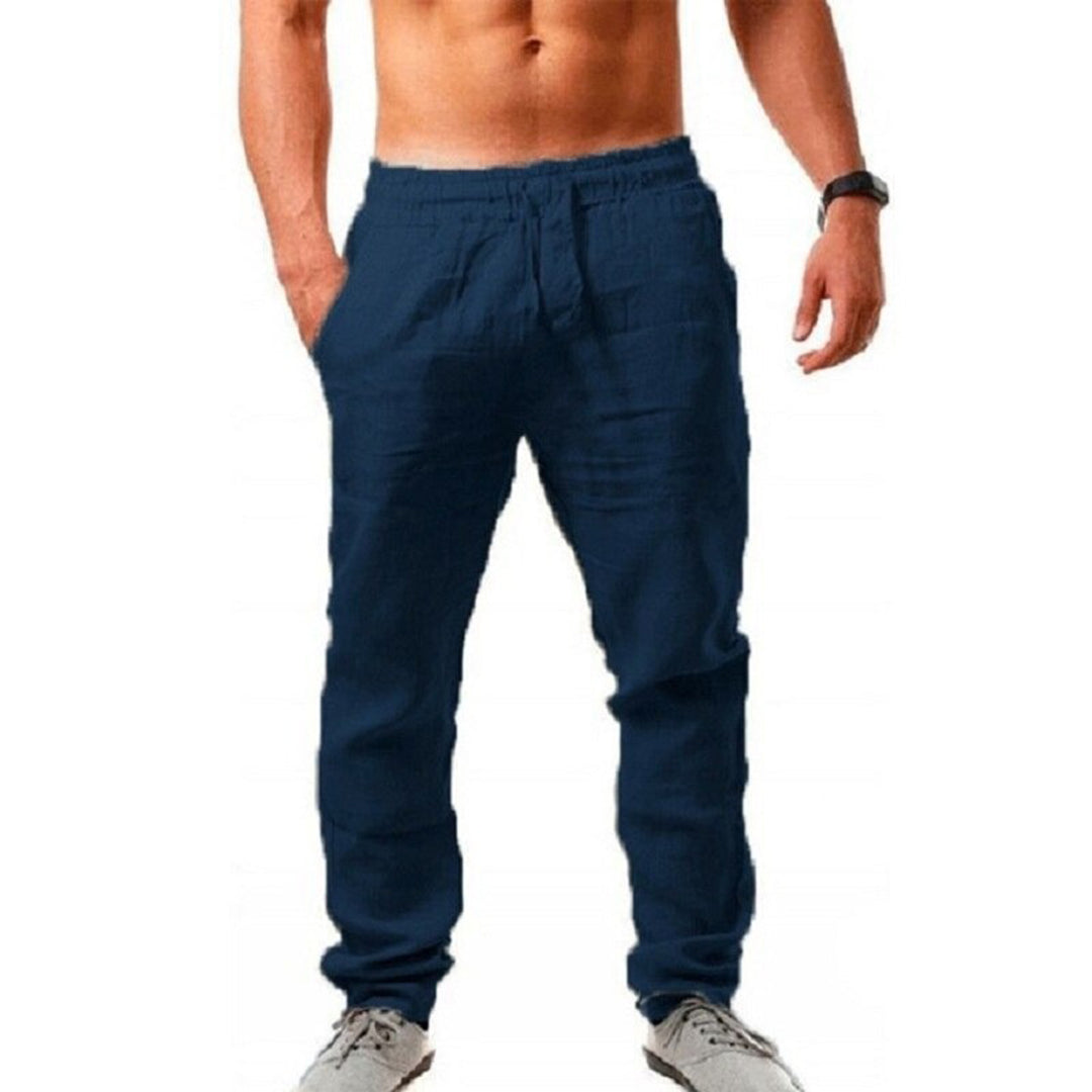 Pantaloni estivi uomo leggeri, ideali per un comfort quotidiano e uno stile casual chic.
