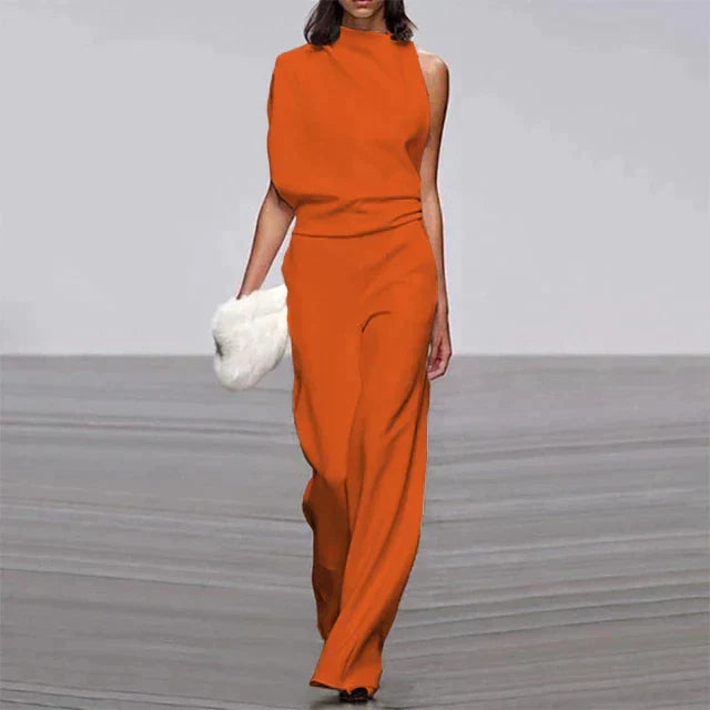 Tuta estiva fluida donna, elegante e leggera, perfetta per un comfort raffinato nella moda estiva.