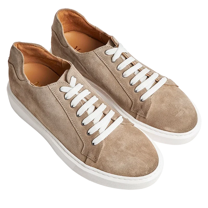 Scarpe rialzate taupe da uomo con rialzo 6 cm. Sneakers Camogli eleganti, casual e confortevoli.