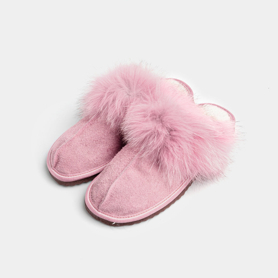 Pantofole donna chiuse in pelle scamosciata rosa con morbida pelliccia di volpe, comfort lussuoso.
