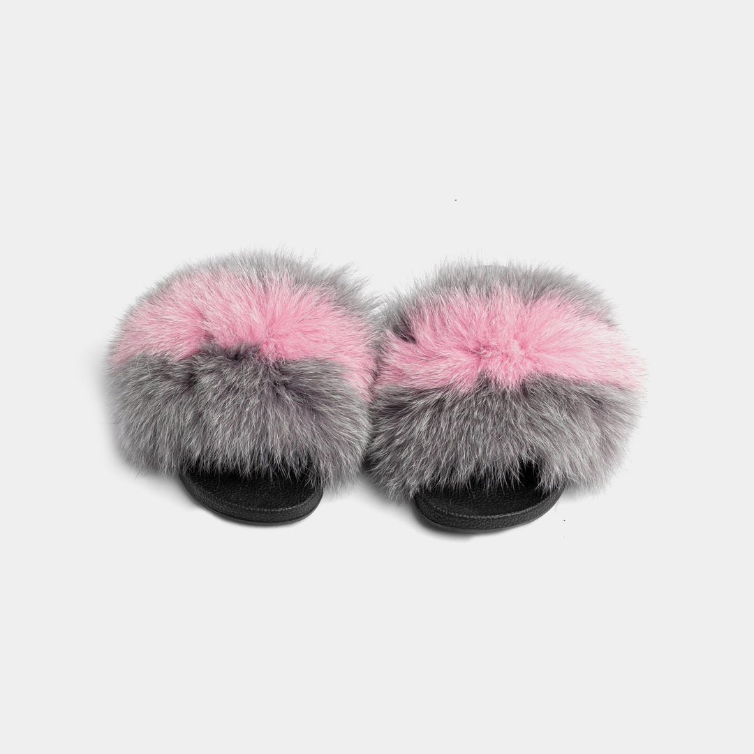Pantofole da donna in pelliccia di volpe grigio e rosa, ideali per comfort e stile a casa. Lusso ai tuoi piedi.