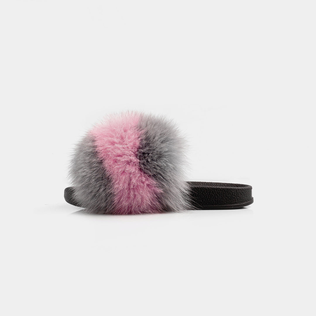 Eleganti pantofole da donna bicolore grigio e rosa in autentica pelliccia di volpe, perfette per la casa.