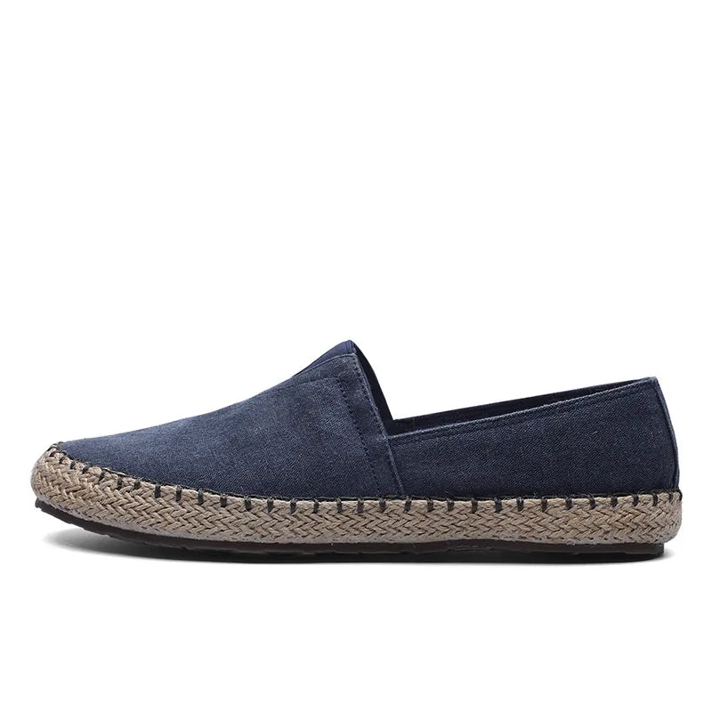 Eleganti espadrillas uomo casual, versatili per outfit estivi e relax. Calzature comode con suola confortevole.
