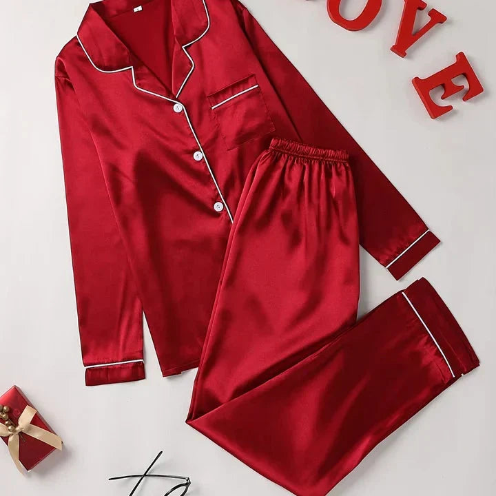 Pigiama nightwear donna, set completo con camicia abbottonata e pantaloni, morbido comfort.