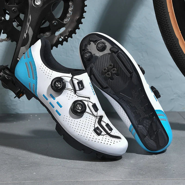 Scarpe da bici uomo regolabili per MTB e strada. Sistema di chiusura di precisione per aderenza e potenza sulla bici.