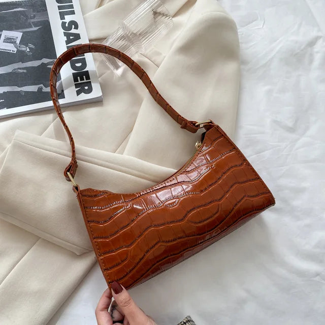 Borsa piccola donna a tracolla, stile retrò elegante. Comoda per l'uso quotidiano.