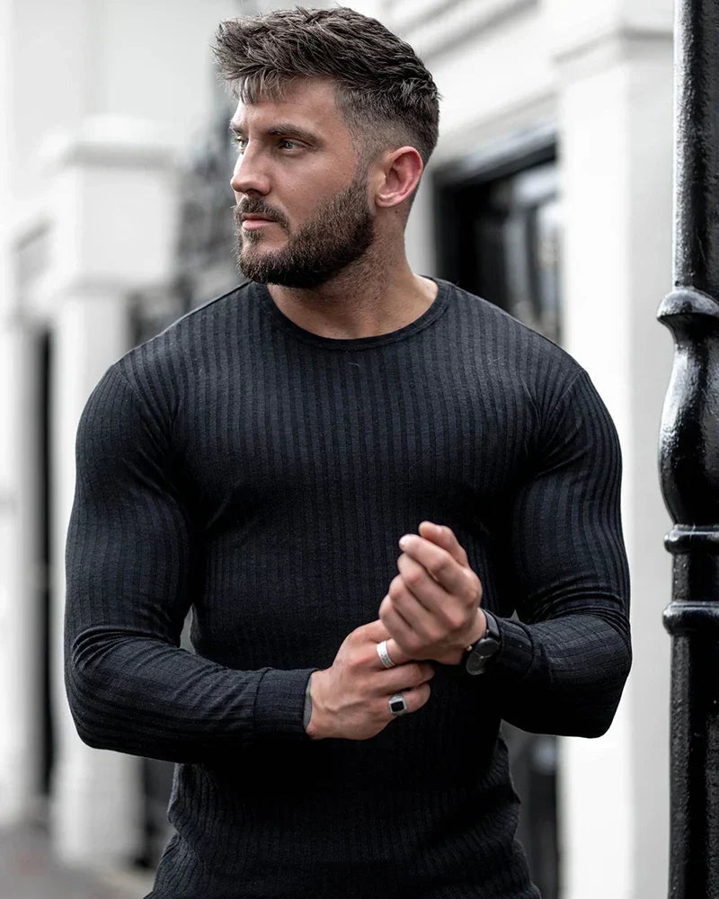 Maglione uomo elegante, stile classico per abbigliamento invernale caldo, confortevole e di tendenza.