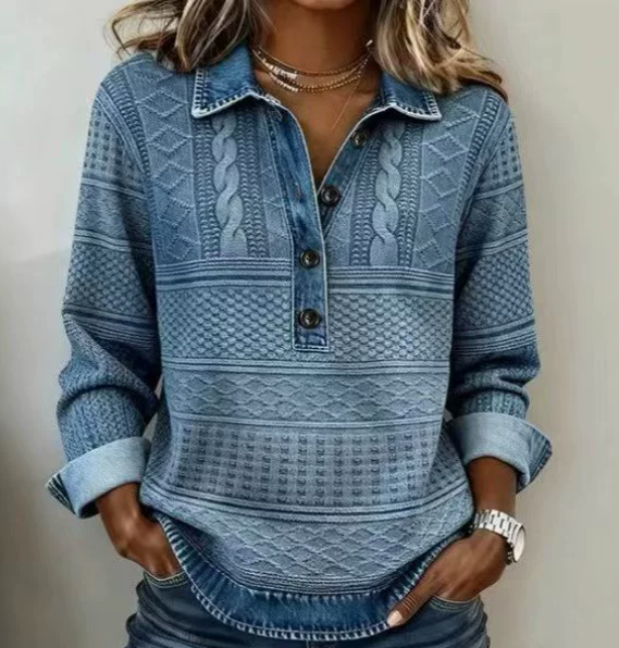 Felpa donna elegante nera con colletto a camicia e bottoni frontali, perfetta per un look casual chic invernale.