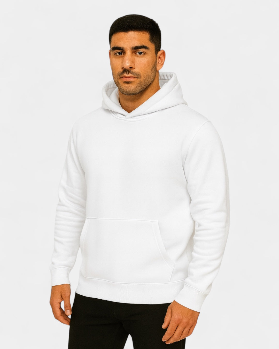 Felpa donna, abbigliamento casual con cappuccio. Calda, comoda e alla moda per ogni giorno.