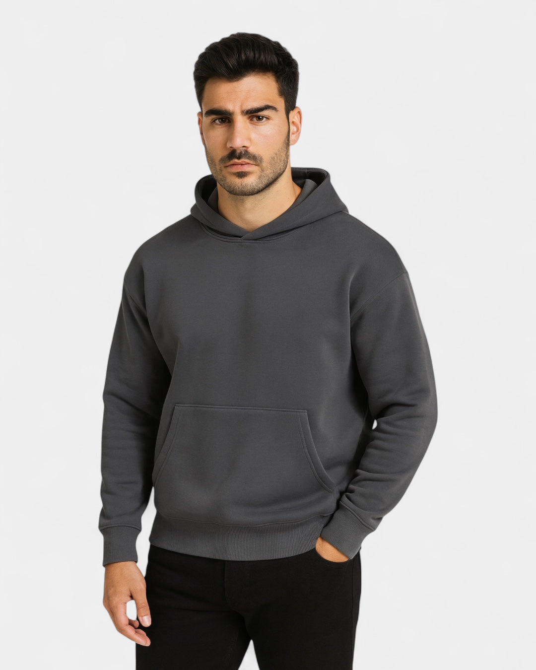 Abbigliamento moda: felpa donna con cappuccio per autunno/inverno, calda e accogliente.