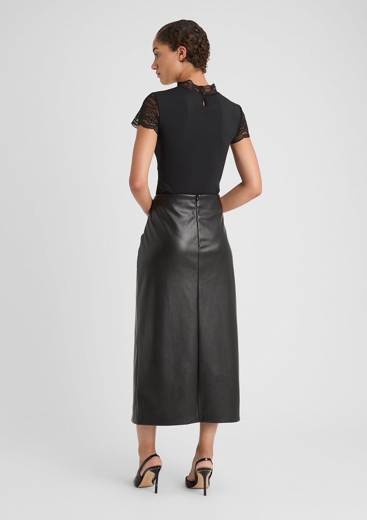 Gonna tubino donna slim fit, stile raffinato ed elegante. Ideale per un look versatile, dall'ufficio alla serata.