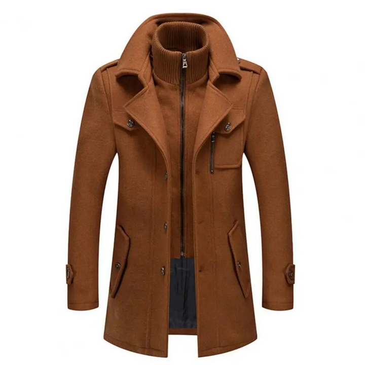 Cappotto uomo elegante in stile classico con doppio collo, ideale per ufficio o look casual autunno inverno.