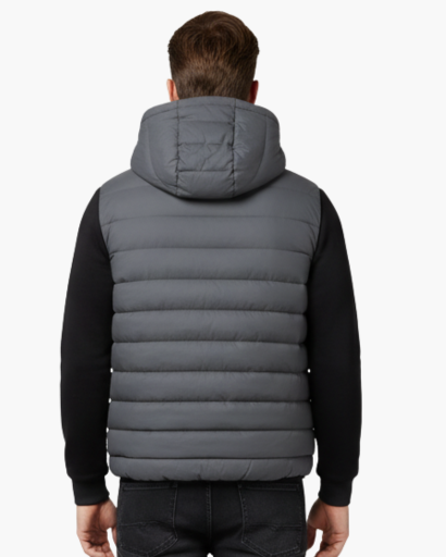 Stile urbano: giacca uomo trapuntata con cappuccio per comfort termico quotidiano.