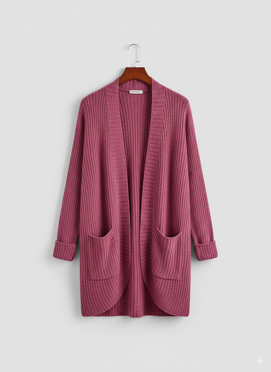 Moda femminile: gilet autunnale elegante. Cardigan kimono da donna, versatile e perfetto come soprabito leggero.