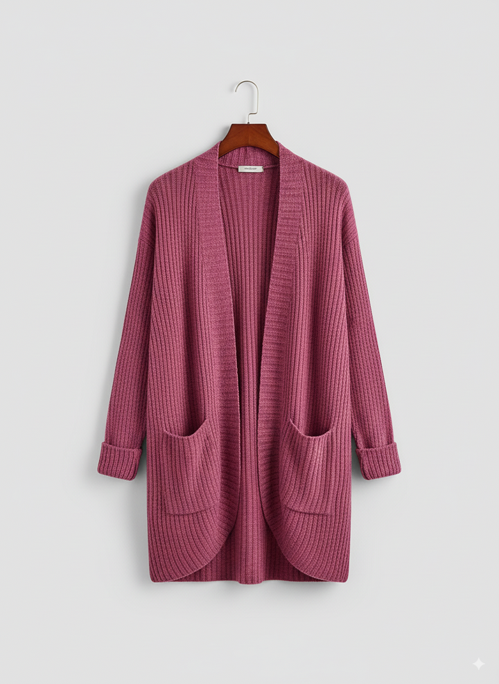Moda femminile: gilet autunnale elegante. Cardigan kimono da donna, versatile e perfetto come soprabito leggero.
