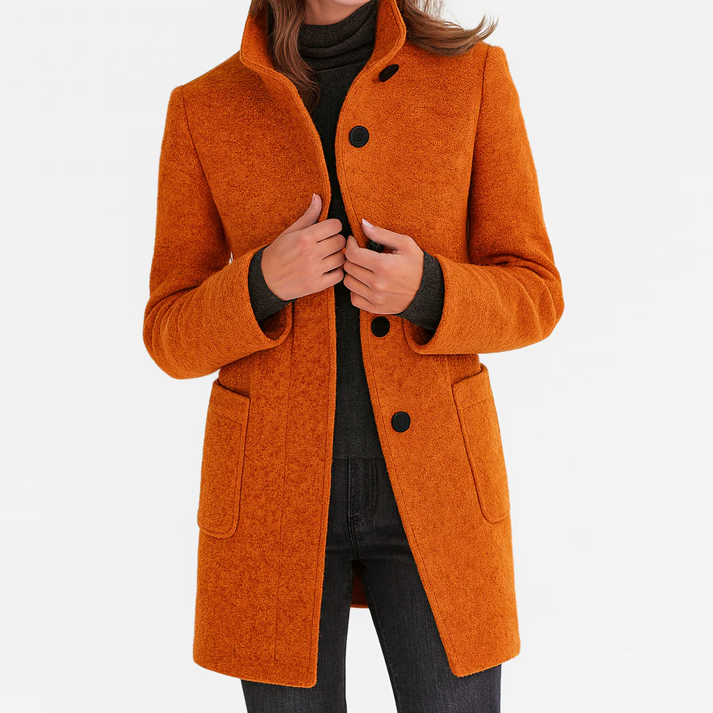 Cappotto donna con collo alto e bottoni, capospalla invernale elegante e caldo.