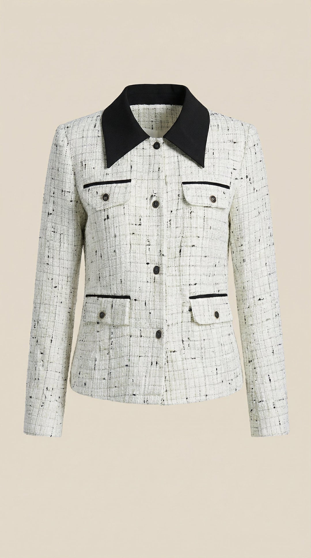 Giacca donna elegante e versatile bianca per primavera autunno. Collo a contrasto, un must-have chic per ogni guardaroba.