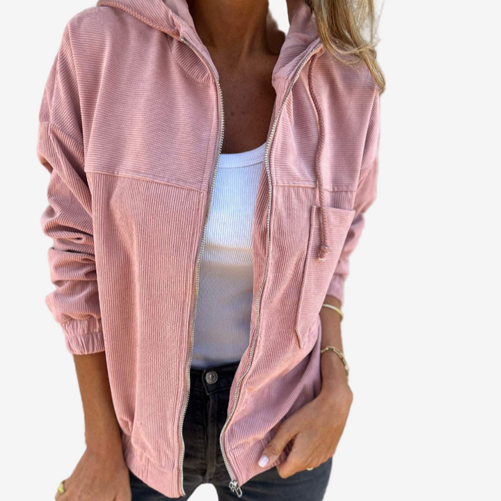 Capospalla donna versatile, giacca casual con cappuccio e cerniera, ideale per un look trendy in ogni stagione.