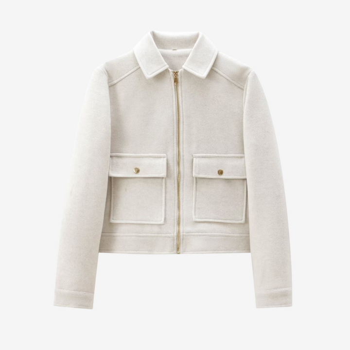 Capospalla donna corto con zip frontale e colletto classico. Giacca moderna e chic per ogni stile femminile.
