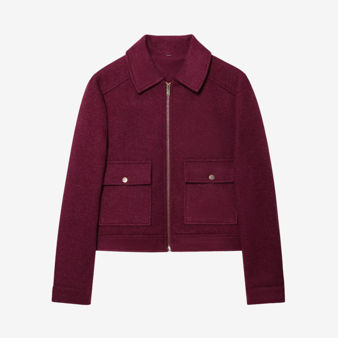 Giacca donna corta autunnale-invernale con zip e colletto classico. Un capospalla moderno e versatile.