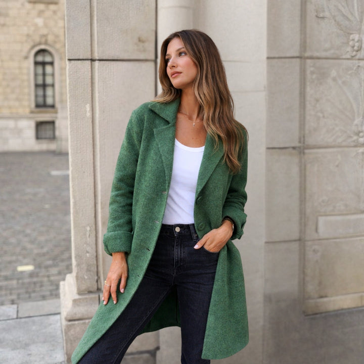 Giacca lunga donna di moda, capospalla elegante per inverno. Calda e avvolgente, un must per il tuo stile.