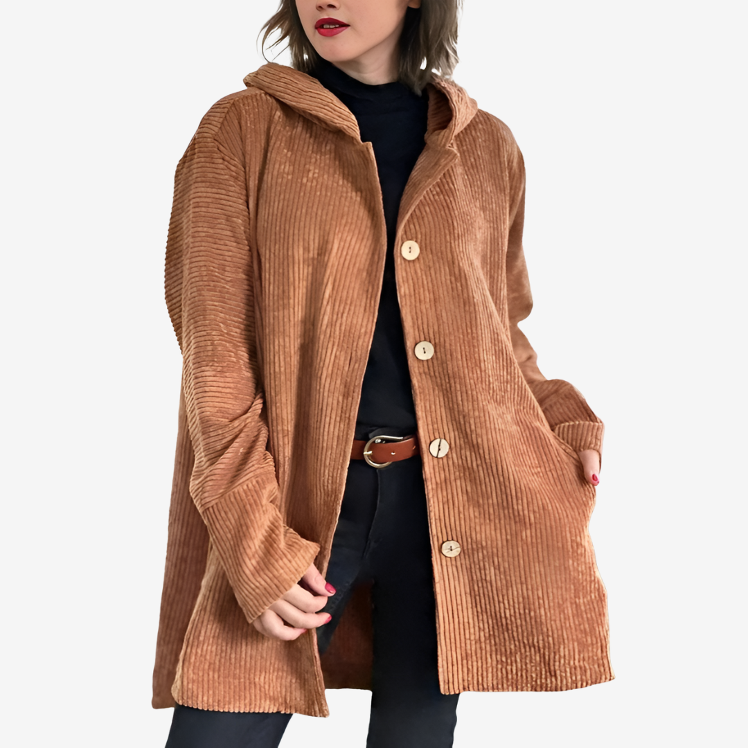 Giacca lunga donna con cappuccio e bottoni, disponibile in taglie grandi. Comfort e stile invernale.