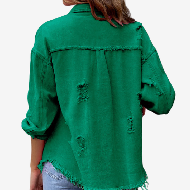 Giacca donna oversize sfrangiata, un capo essenziale per uno stile casual e moderno senza sforzo, moda primavera.