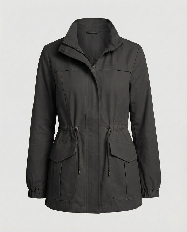 Moda donna: giacca utility beige con regolazione in vita, perfetta per primavera e autunno.