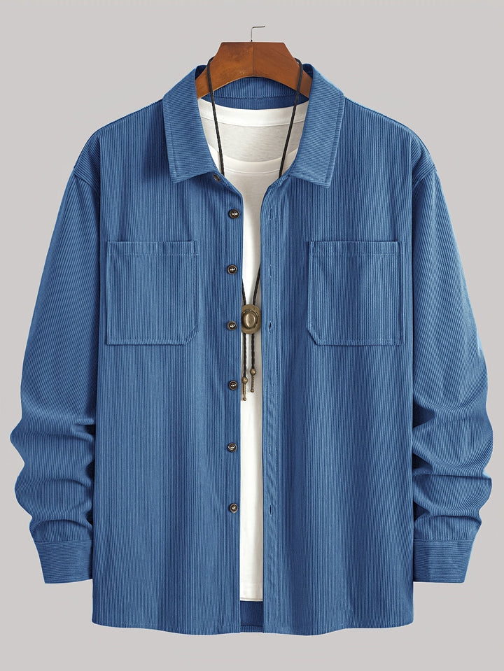 Tessuto robusto e raffinato della giacca uomo, look elegante e casual ideale per l'inverno.