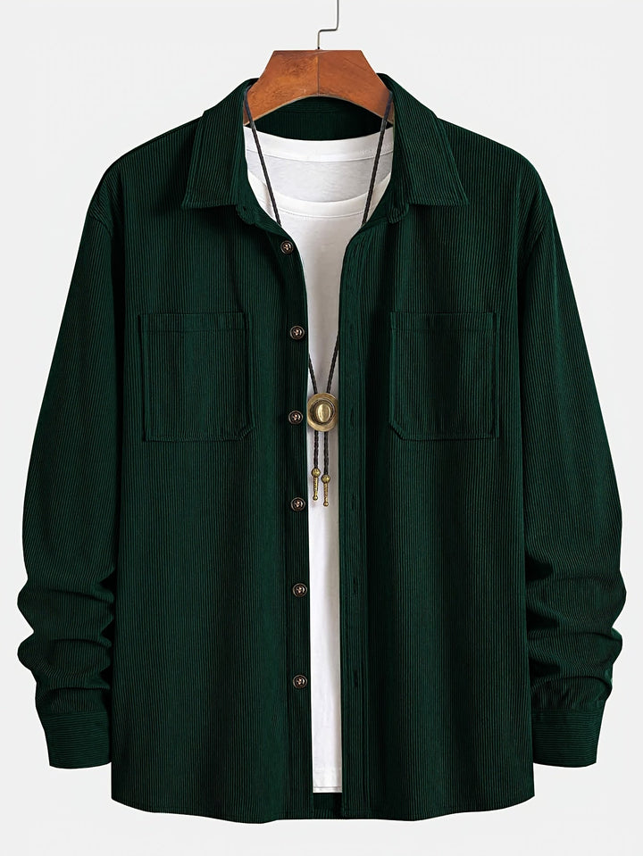 Giacca uomo elegante e casual, con colletto classico, tasche e design moderno autunno/inverno.