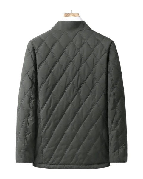 Giacca da uomo trapuntata, stile versatile con colletto, ideale per moda autunno inverno e taglie forti.