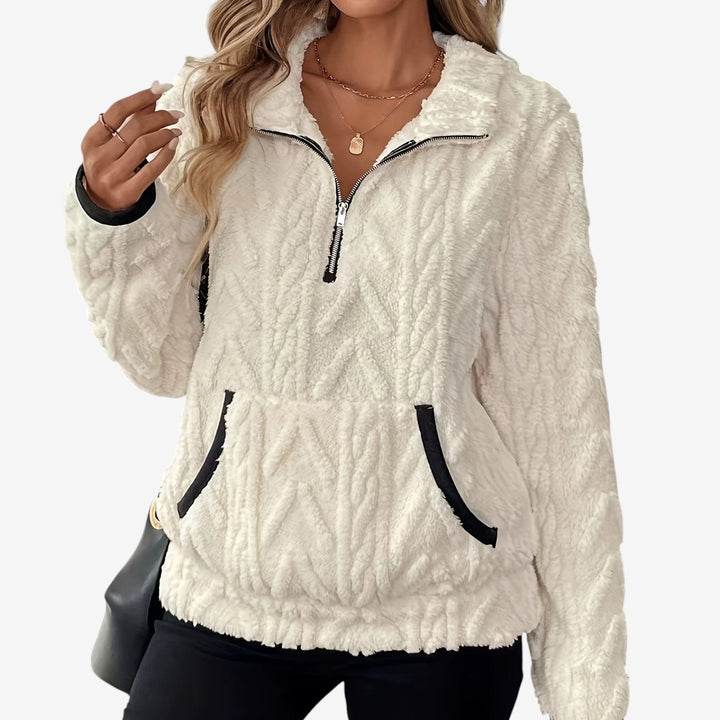 Gilet donna per l'inverno con pratica zip e tessuto morbido. Look casual-chic quotidiano.