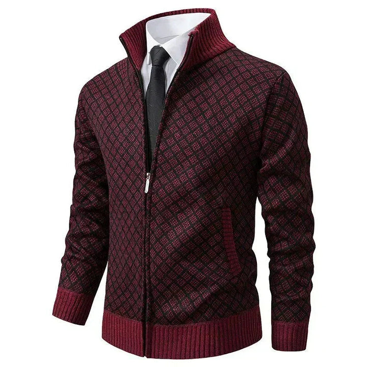 Gilet uomo casual chic, collo alto e zip integrale. Un capo essenziale per la moda maschile autunno inverno.