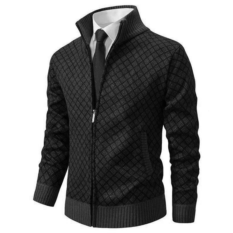 Gilet elegante uomo, collo alto, zip integrale. Ideale per look casual chic autunno/inverno. Abbigliamento maschile.